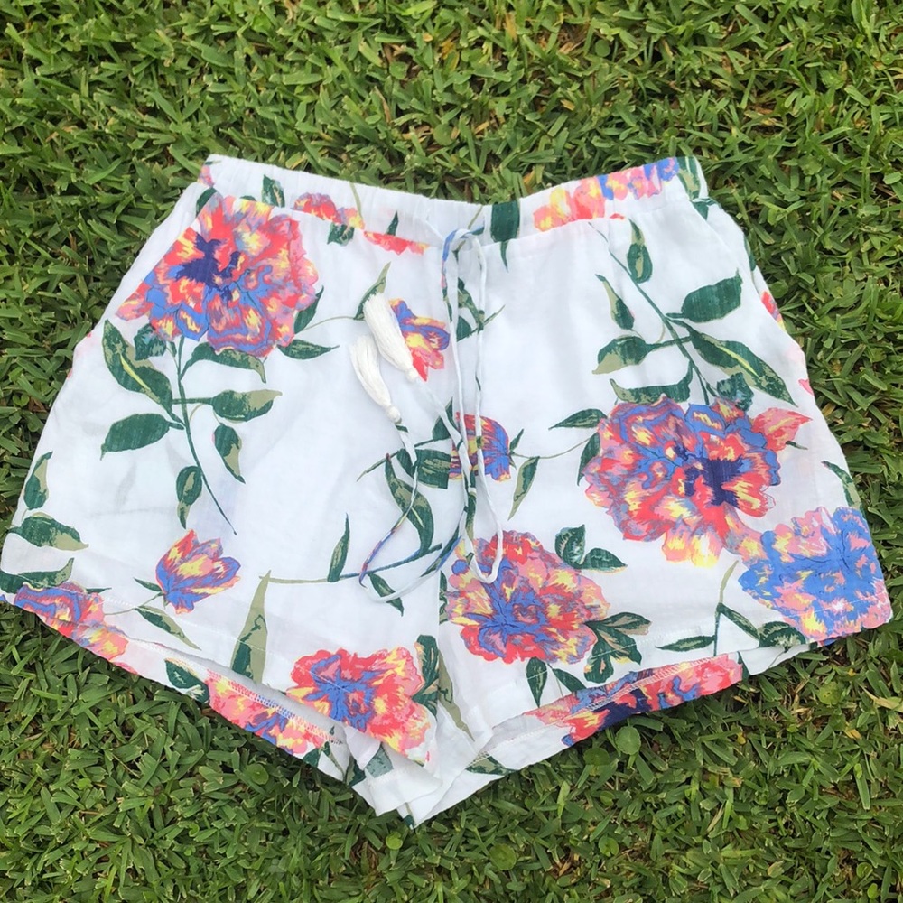 Morgan Claire boutique floral short, Sz Medium